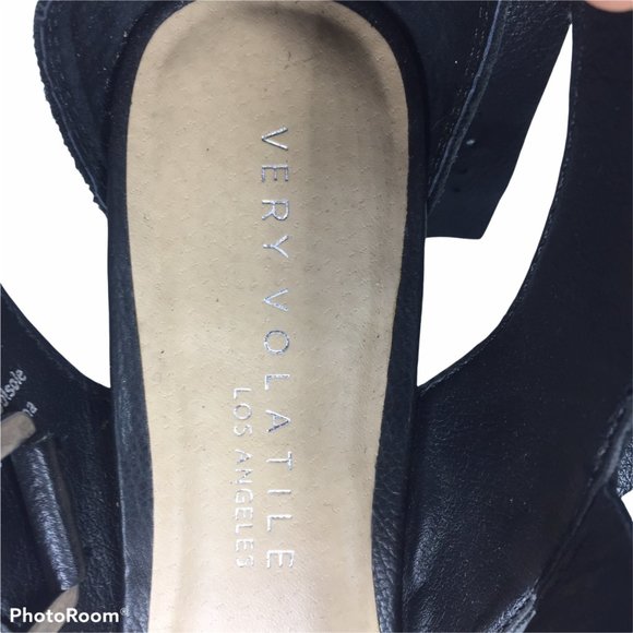 NEW VERY VOLATILE LOS ANGELES 9M Black leather Heel Ankle Strap Buckles - Picture 6 of 13